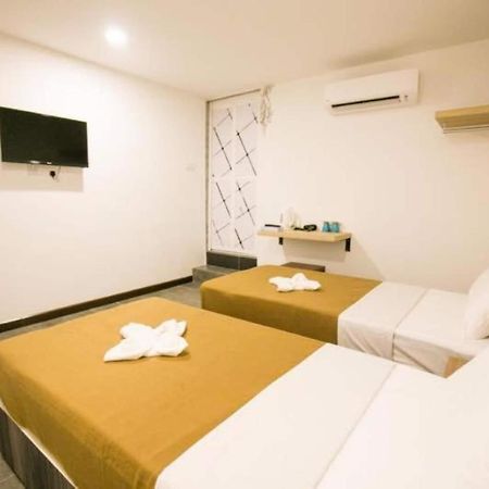 Oyo 90361 Motel Inapan Mahsuri ジトラ エクステリア 写真