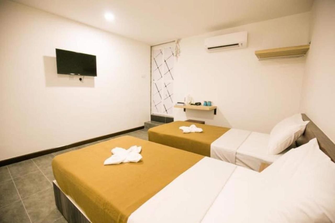 Oyo 90361 Motel Inapan Mahsuri ジトラ エクステリア 写真